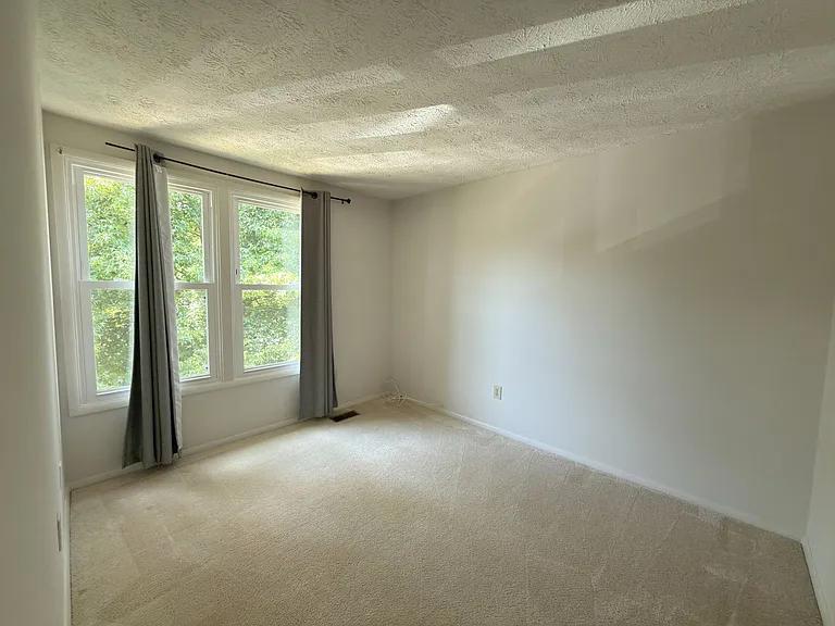 5519 Inverness Woods Ct — Photo 20