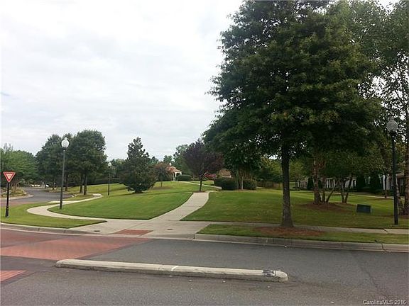 4th image of 4721 Grier Farm Ln #2185
