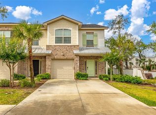 201 Mariners Cir, Saint Simons Island, GA 31522