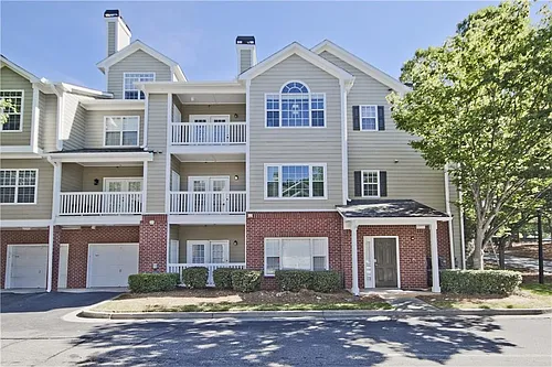 8102 Woodland Ln #8102 Photo 1