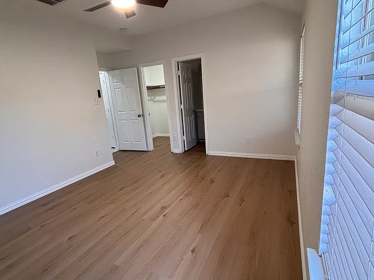9006 Wildbird Ln — Photo 11