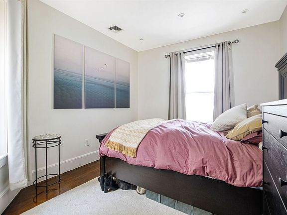 landlord_unit_photo_66826058_9