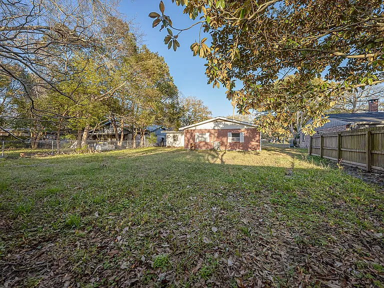 807 Market St — Photo 27
