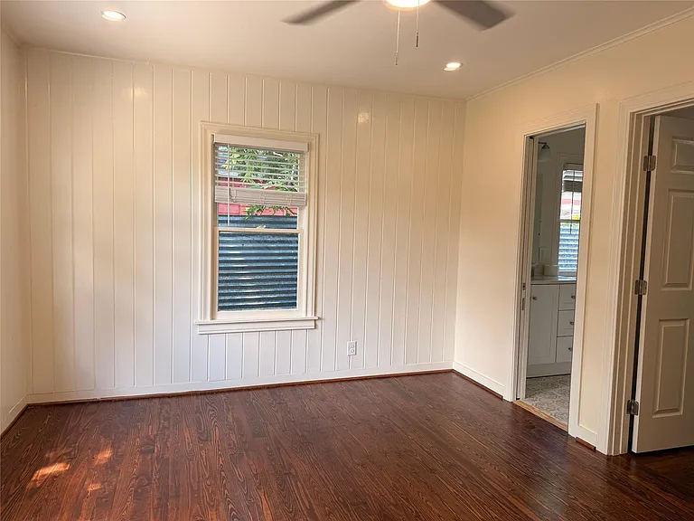 2827 Robertson St — Photo 26