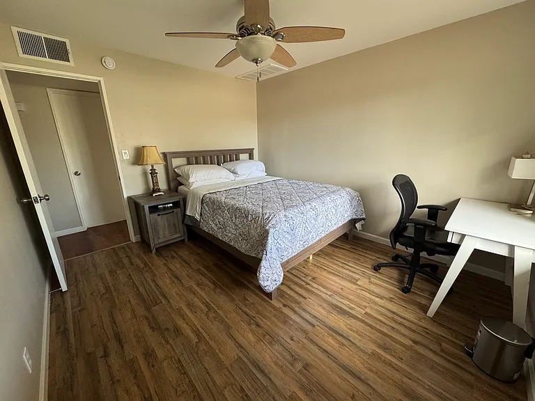 611 E Encanto Dr — Photo 10