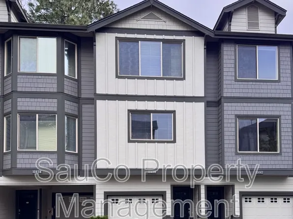 10438 SW Akilean Ter, Tigard, OR 97223