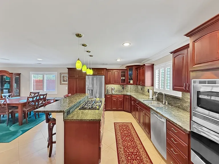 13813 Powers Rd — Photo 3