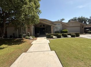 9409 High Oak Dr, Bakersfield, CA 93311