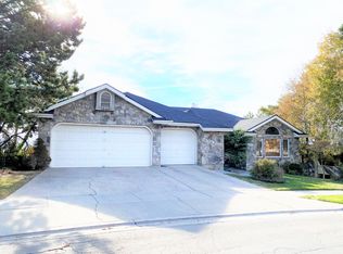 1540 S Indian Hills Dr, Salt Lake City, UT 84108