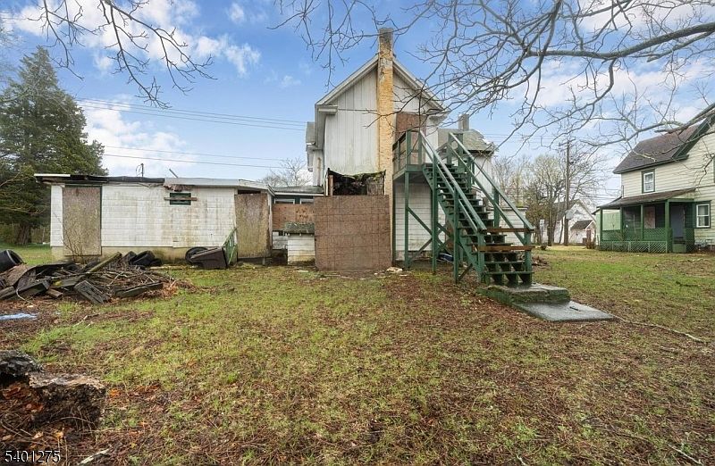 1st image of 613-615 S New York Rd