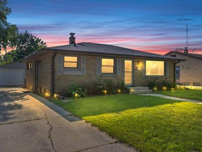 2732 South 15th STREET, Sheboygan Fls, WI, 53081
