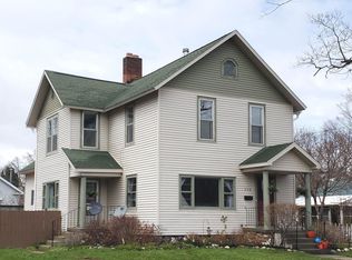 236 Sammons St, Cheboygan, MI 49721