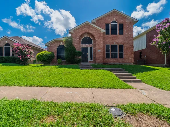822 Orian Dr, Mesquite, TX 75181