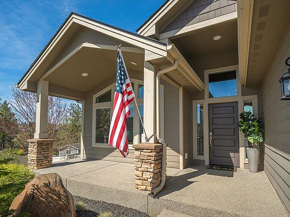 2nd image of 712 W Basalt Ridge Dr