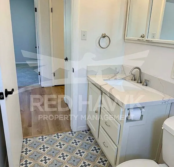 6607 E Sheridan St — Photo 33