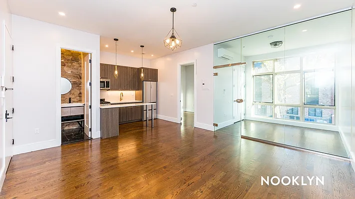 Rented by Nooklyn NYC LLC | media 18