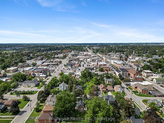 4th image of 12 Mill St