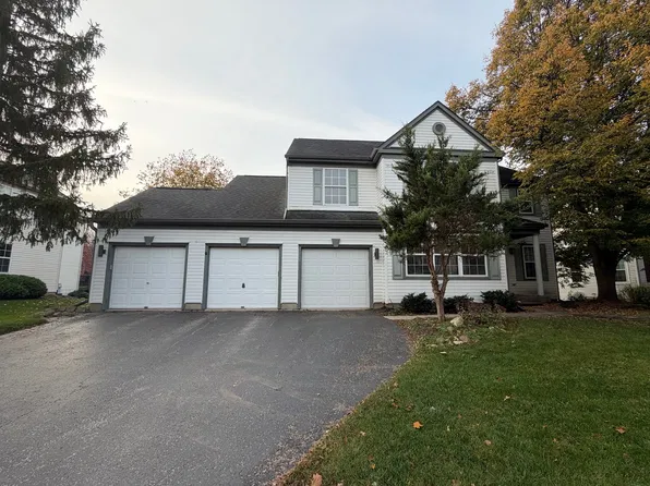285 Shipland Dr, Crystal Lake, IL 60012