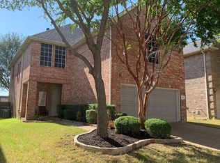 1921 Canterbury Dr, Bedford, TX 76021
