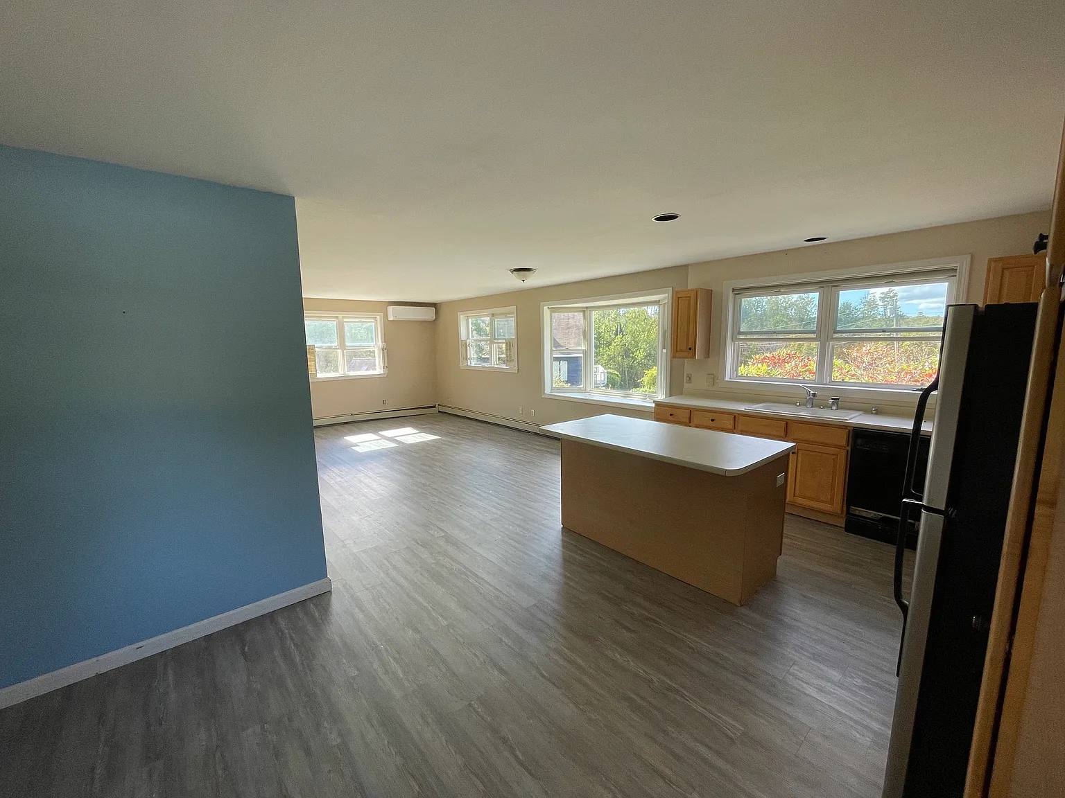 1 bed, 870 sqft, $1,995 — Photo 3