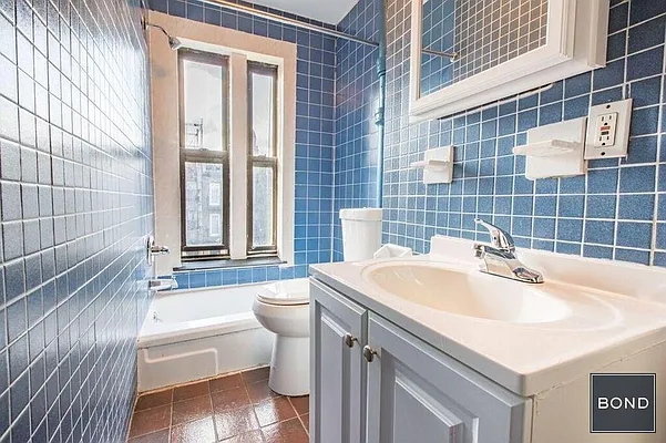 Rented by Bond New York | media 47