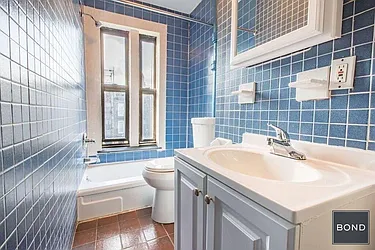 Rented by Bond New York