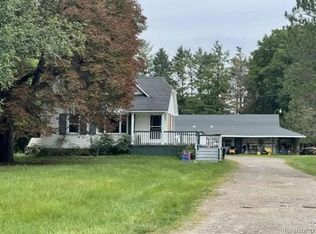 12030 Yale Rd, Brockway, MI 48097