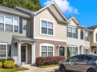 2028 Grassy Banks Dr, Raleigh, NC 27610