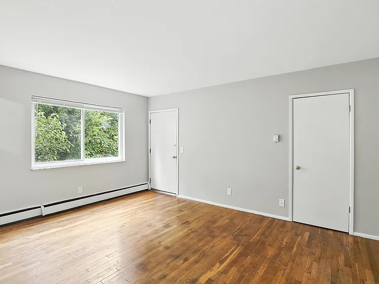 1722 N Way #BENDB8 — Photo 3