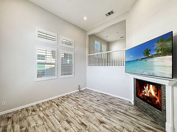 5th image of 3011 Cole Grade Dr