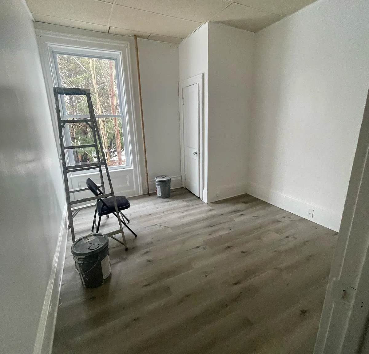 2 bed, 1300 sqft, $1,950 — Photo 2