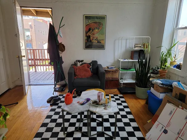 1430 W Walton St #3R, Chicago, IL 60642