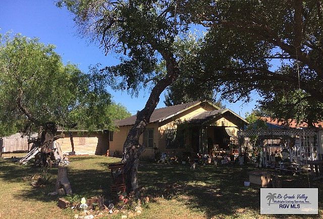 1st image of 802 S 8th Ave