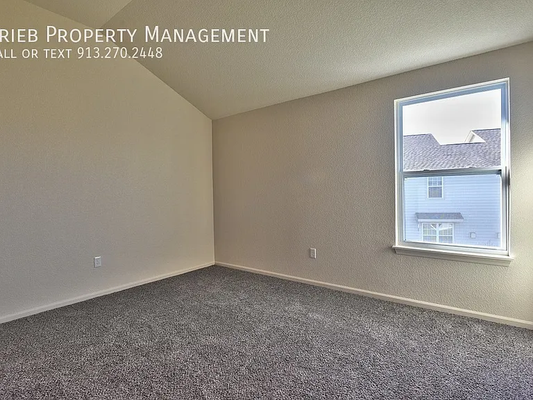 23417 W 87th Terrace Interior #24 — Photo 14