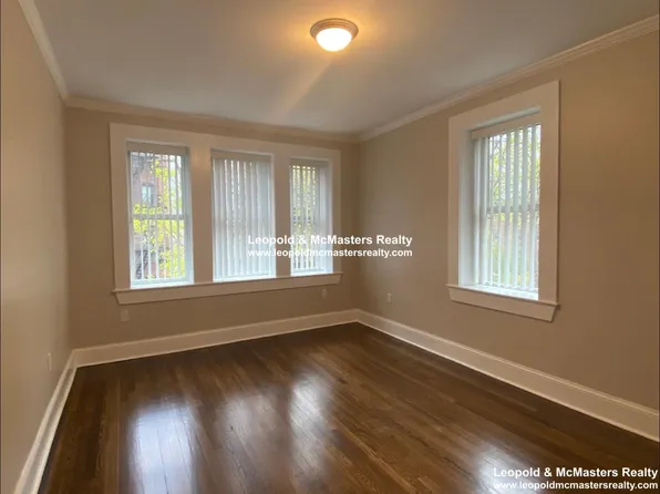 22 Short St #2, Brookline, MA 02446