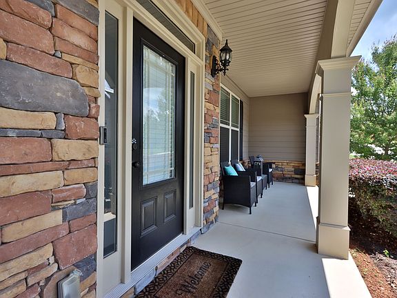 5th image of 4347 Kershaw Dr