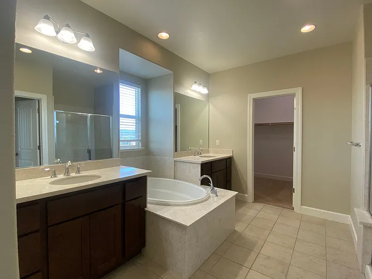 2600 Whitehorse Way — Photo 17