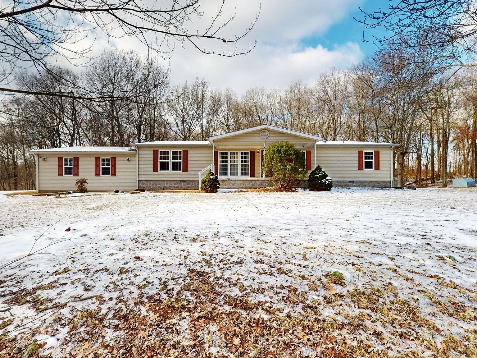 2876 Gate 3 Rd, Paris, TN 38242 Zillow