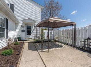 8013 Independence Dr APT A, Mentor, OH