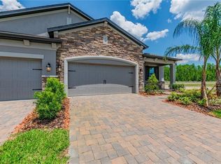 19352 Hawk Valley Dr, Tampa, FL 33647