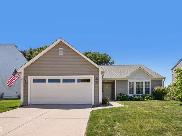 17825 Grassy Knoll Dr, Westfield, IN 46074