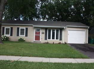 325 Kent Ave, Romeoville, IL 60446