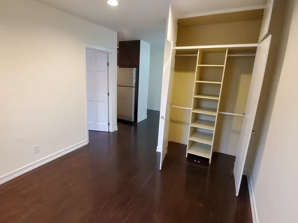 35-37 10th Street image 5 of 10