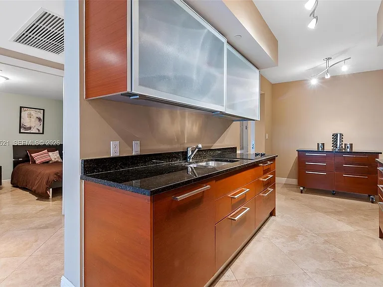 1800 S Ocean Dr #608 — Photo 8