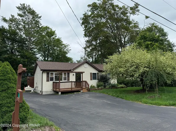 2121 Freedom Way, Pocono Summit, PA 18346