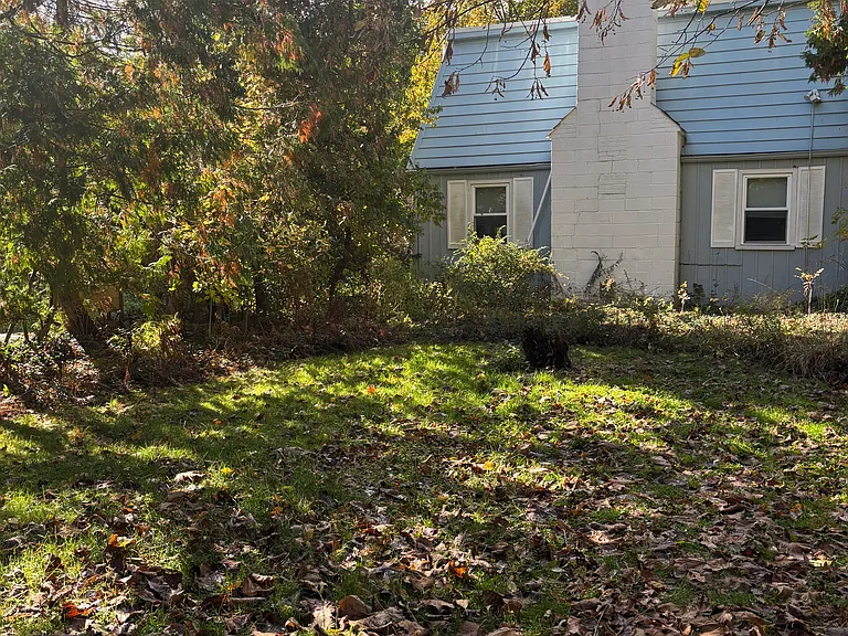 3100 Wellington Ct — Photo 10
