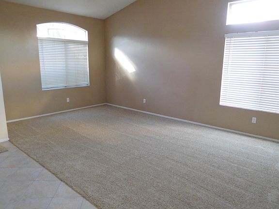 3rd image of 15230 Lake Breeze Cir