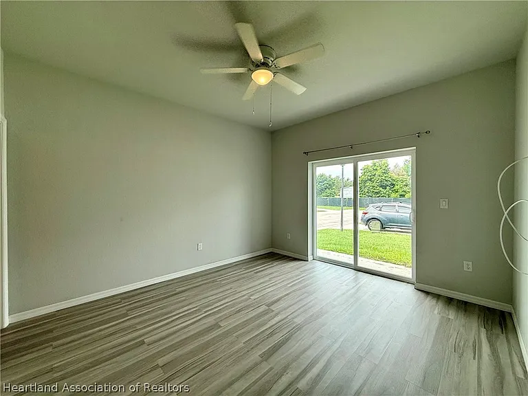 1517 Las Villas Blvd — Photo 11