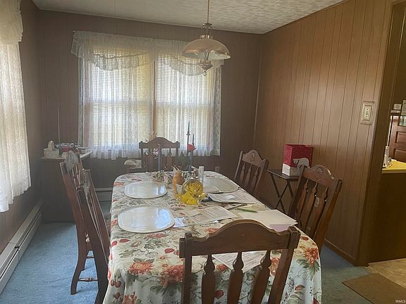 3rd image of 1305 W County Road 900 N