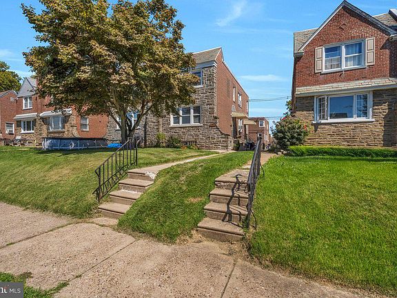2nd image of 3111 Teesdale St